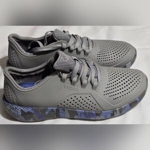 Gray Crocs Sneakers with Camouflage Detail